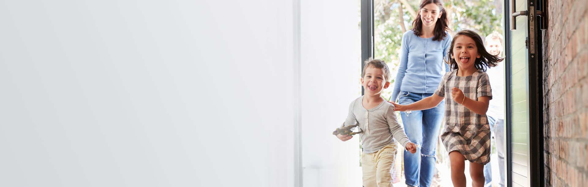 kids-running-banner-opt